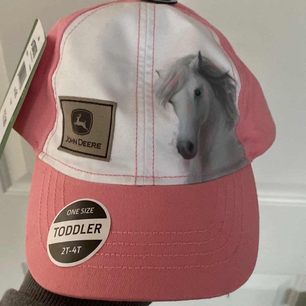 Toddler girls John DEERE hat.